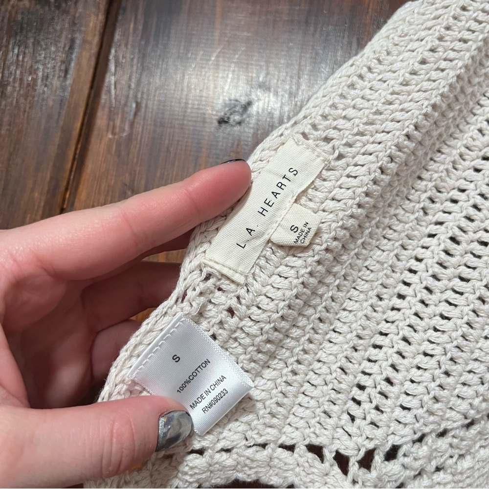 LA Hearts Crochet Butterfly Top - Picture 3 of 3
